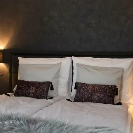 Lux By Arctic People Apartment